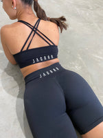 Seamless Scrunch Bike Shorts | Black - Jagrrr